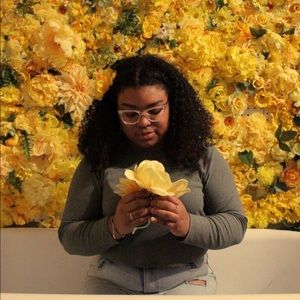 Meet your Posher, Rebeca